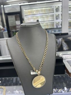 Cuban Chain Two Tones With Photo Pendant 