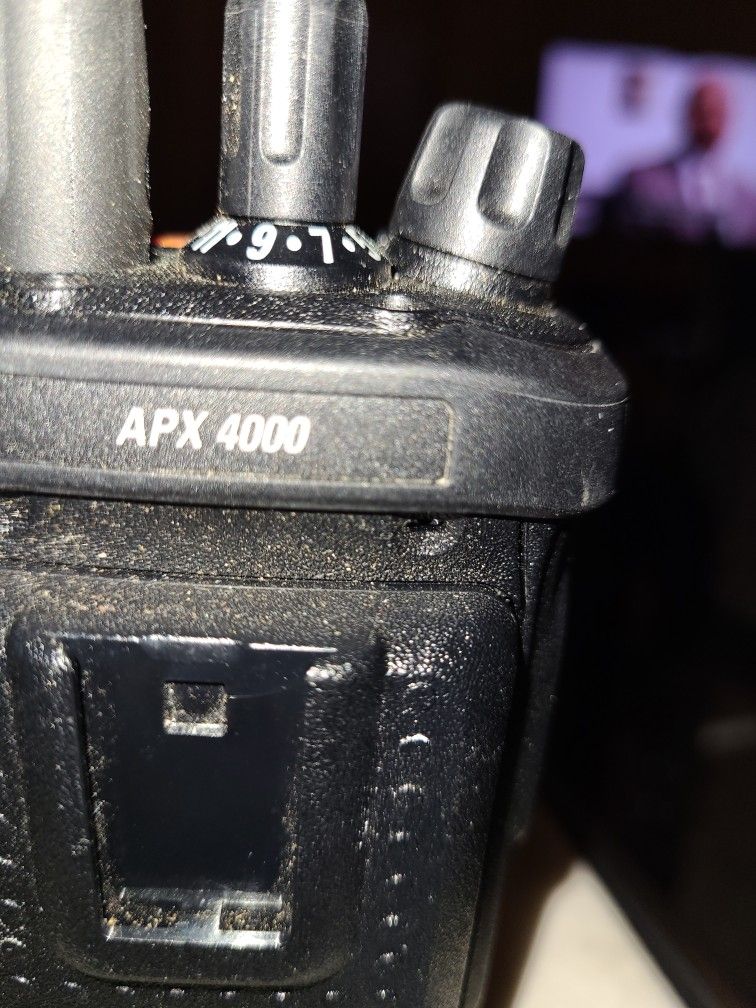 MOTOROLA APX 4000 RADIO for Sale in Lynnwood, WA OfferUp