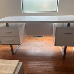 FREE Desk 