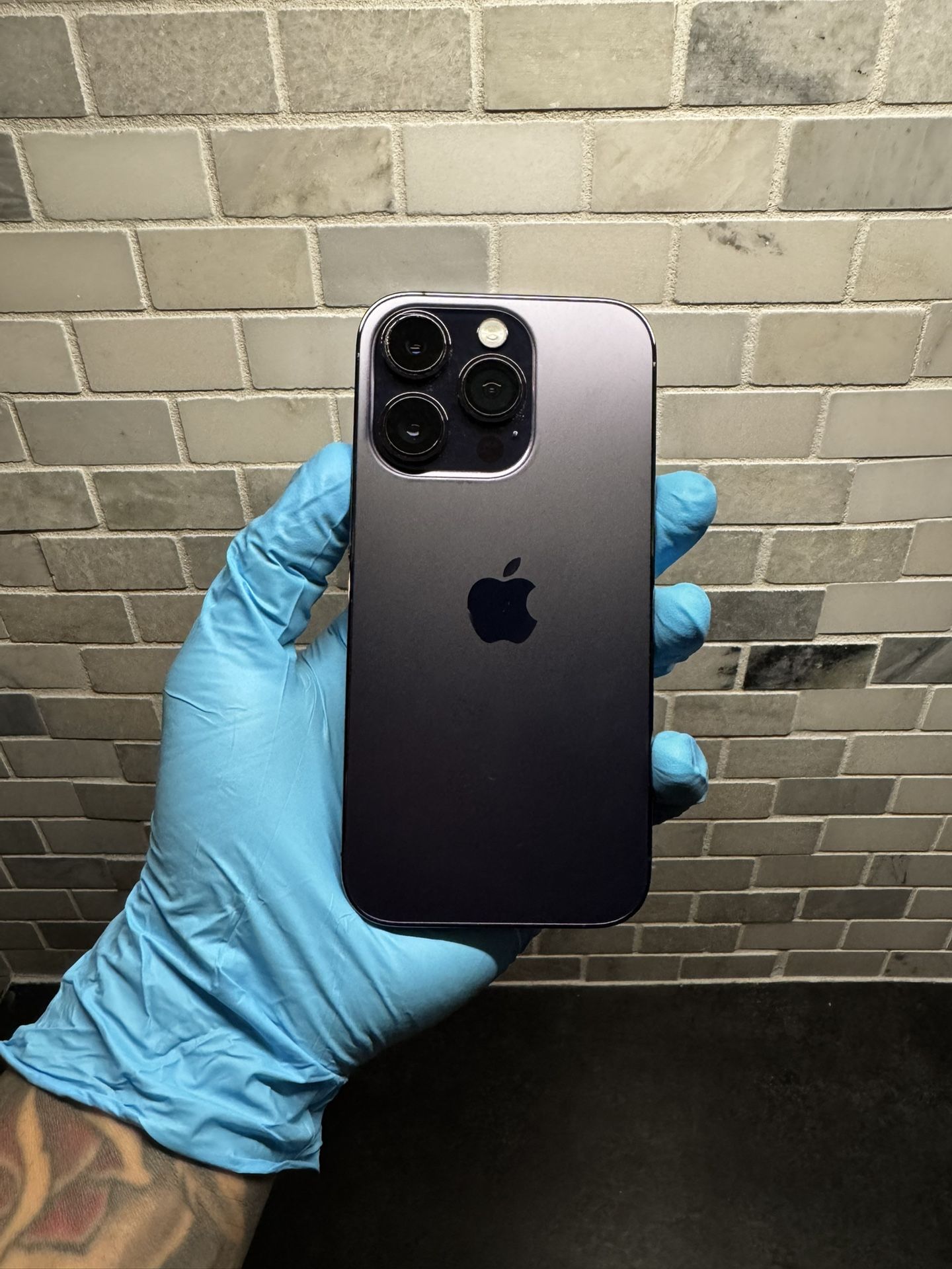 iPhone 14 Pro UNLOCKED