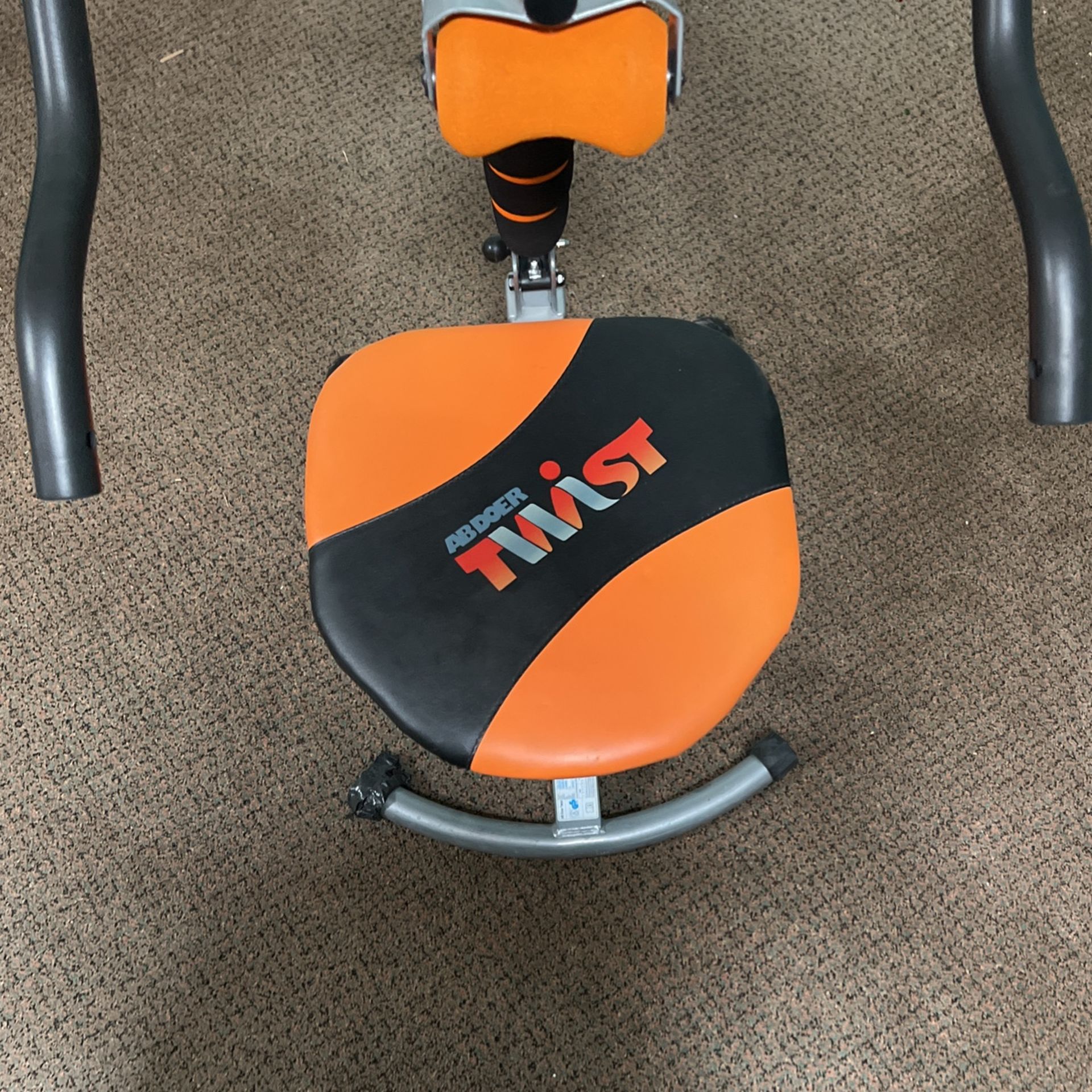 Ab Doer Twist