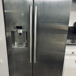 Samsung refrigerator (60% OFF)