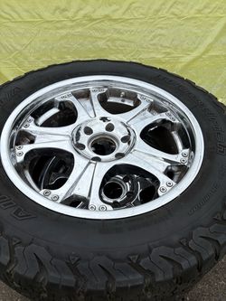 Truck wheels & tires for Chevy