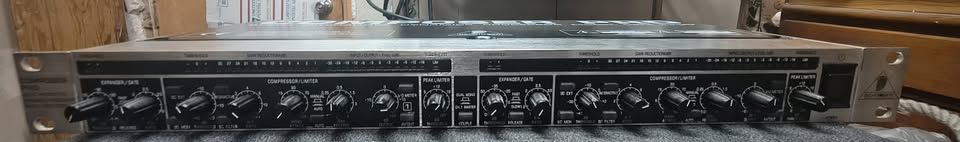 Behringer Composer Pro MDX 2200 Expander / Gate / Compressor / Limiter