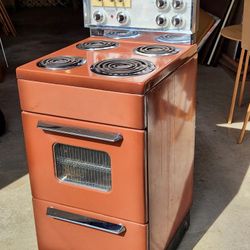 1965 KENMORE APARTMENT SIZED ELECTRIC RANGE 