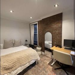 Full Mattress, Box Spring / Topper 