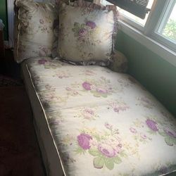 Vintage Chaise 