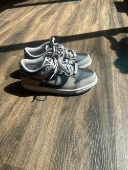 Black gray dunks