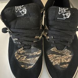 Vans Half Cab Camo Skate Shoes - Men's US 8.5