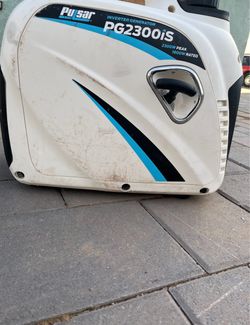 Pulsar 2300W Inverter Generator - Works Perfect