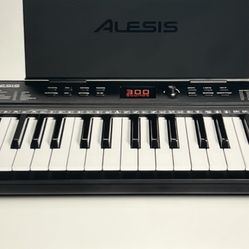Alesis Melody61