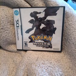 Nintendo DS Pokemon White Version & Pokemon G Games 