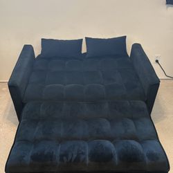 Futon/Sofa Bed X2 Pillows 