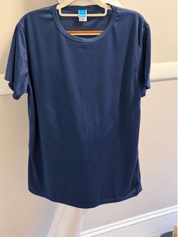 Men Available size M