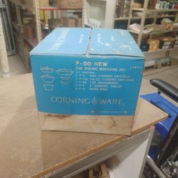 Vintage 1960 Never Opened P-60 CorningWare The Young Moderns Set