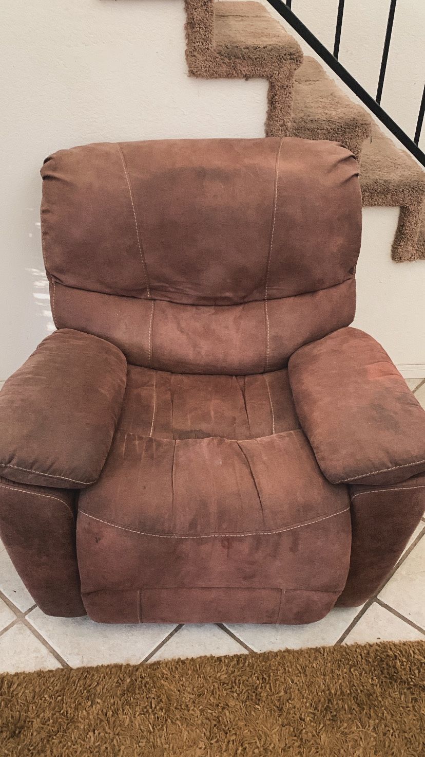 Nice Lazy boy Recliner Chair