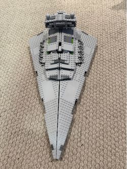 Lego Star Wars 75055 Star destroyer COMPLETE WITH FIGURES