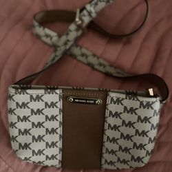 Michael Kors Fannypack