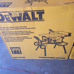 Dewalt 10" Jobsite Table Saw W/Rolling Stand!!!