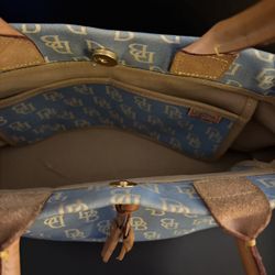 Dooney & Bourke