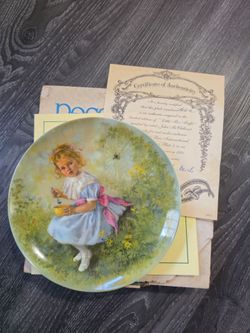 Little Miss Muffet collector plate