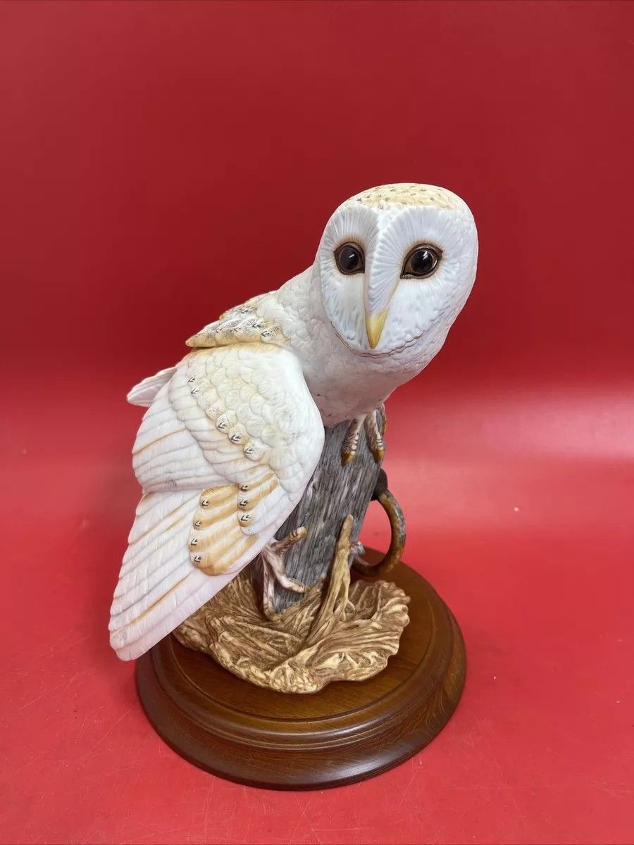 The Barn Owl 1987 Hand Painted Porcelain Figurine