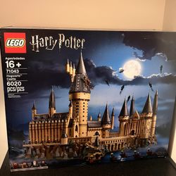 71043 Lego Hogwarts Castle 