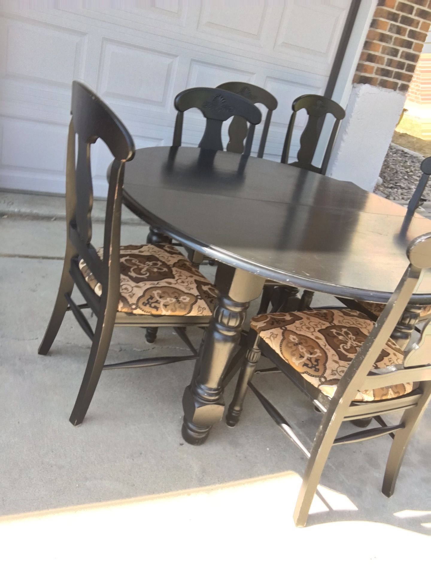 Modern Farmhouse Dining Set-Pottery Barn (PiCkUP only $160!!!)