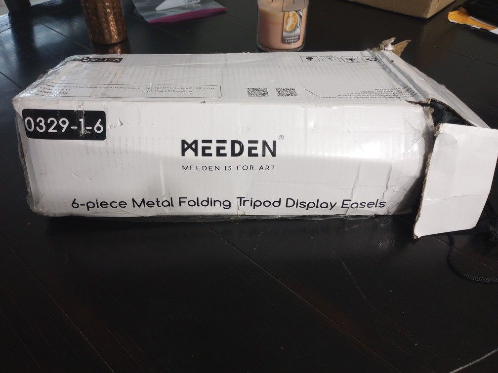 NEW Six Pack Folding Easels