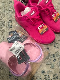 Avia Women's Air Sneakers Size 7.5 and toddler girl rugged shark clogs bundle