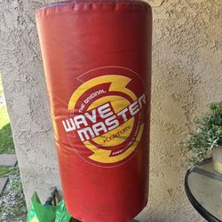 Wave Master Punching Stand 