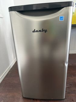 Danby 3.3 Cu Ft Compact Refrigerator – Stainless Steel