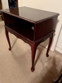 Night Stand / End Table / TV Stand