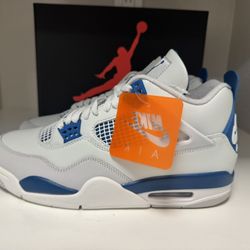 Air Jordan 4
