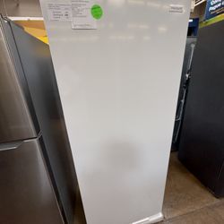 Frigidaire 11 cu ft freezer 