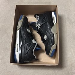 J4 MOTORSPORTS.    SIZE 11 REP BOX 