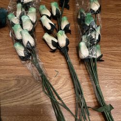 Wood Flowers Various Shades Of Green  64 Total Rose Bud Flowers 