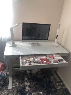 Adjustable Table White