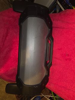 Braven xxl Bluetooth speaker