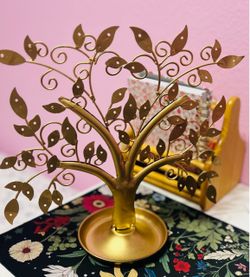 Metal tree jewelry holders