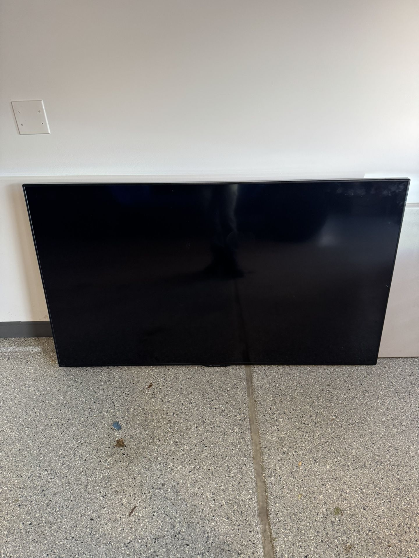 Sharp PN-LE701 70” TV