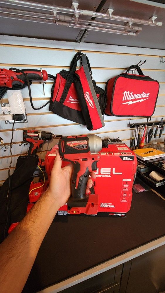 Milwaukee 2850-20 1/4 Hex Driver