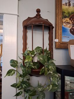 Vintage Wood Wall-Mounted Plant Holder