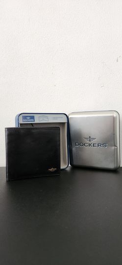 Dockers Genuine Leather Wallet (Brand New)