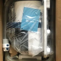Pet Grooming Kit & Vacuum!!