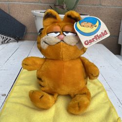 Garfield Plushie