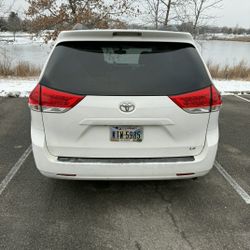(contact info removed)1 Toyota Sienna 
