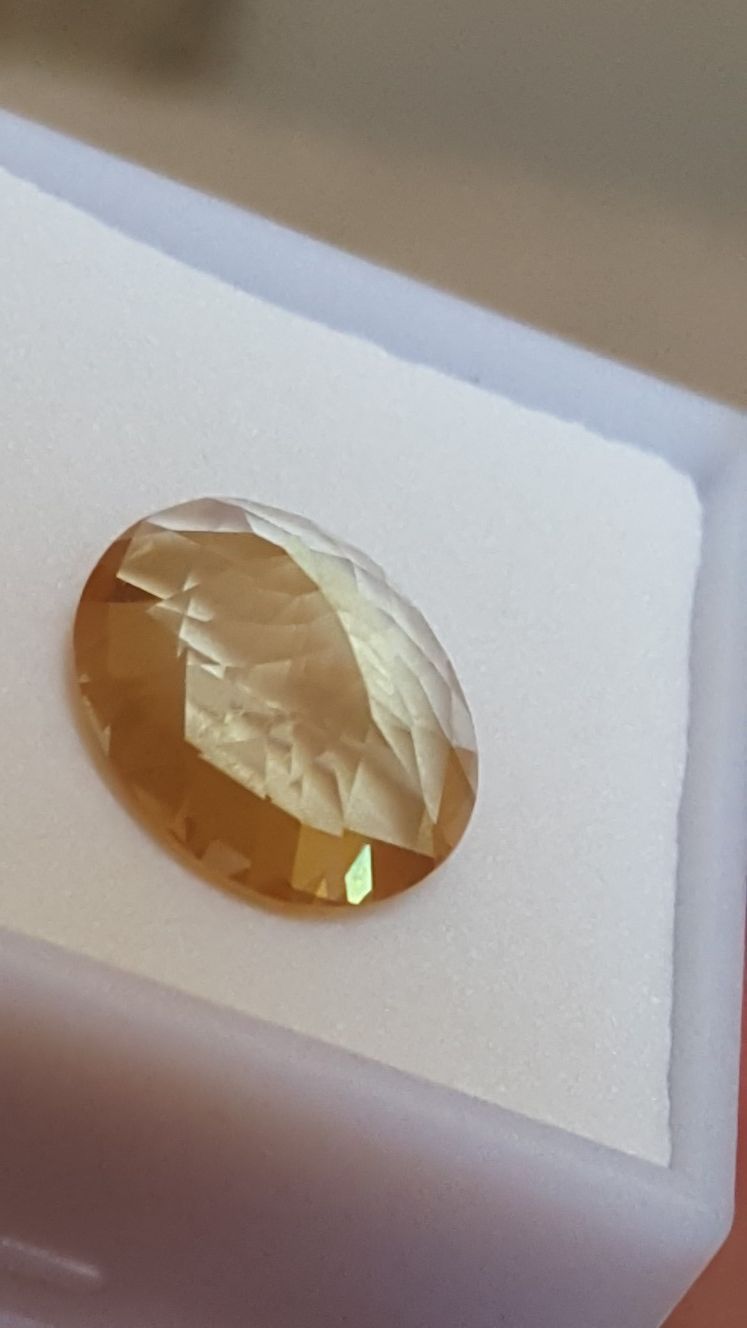 SUNSTONE OV 6.63 ct