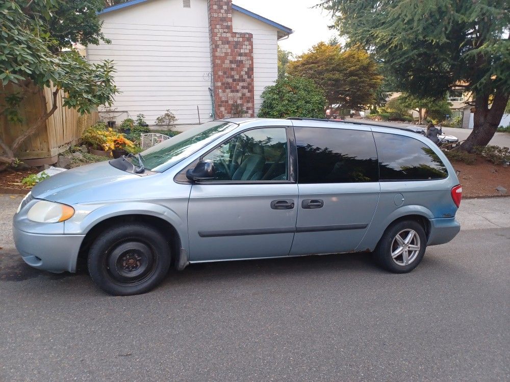 2004 Dodge Grand Caravan