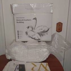 Hotel Collection Down & Feathers Bedding (Brand new compressed)